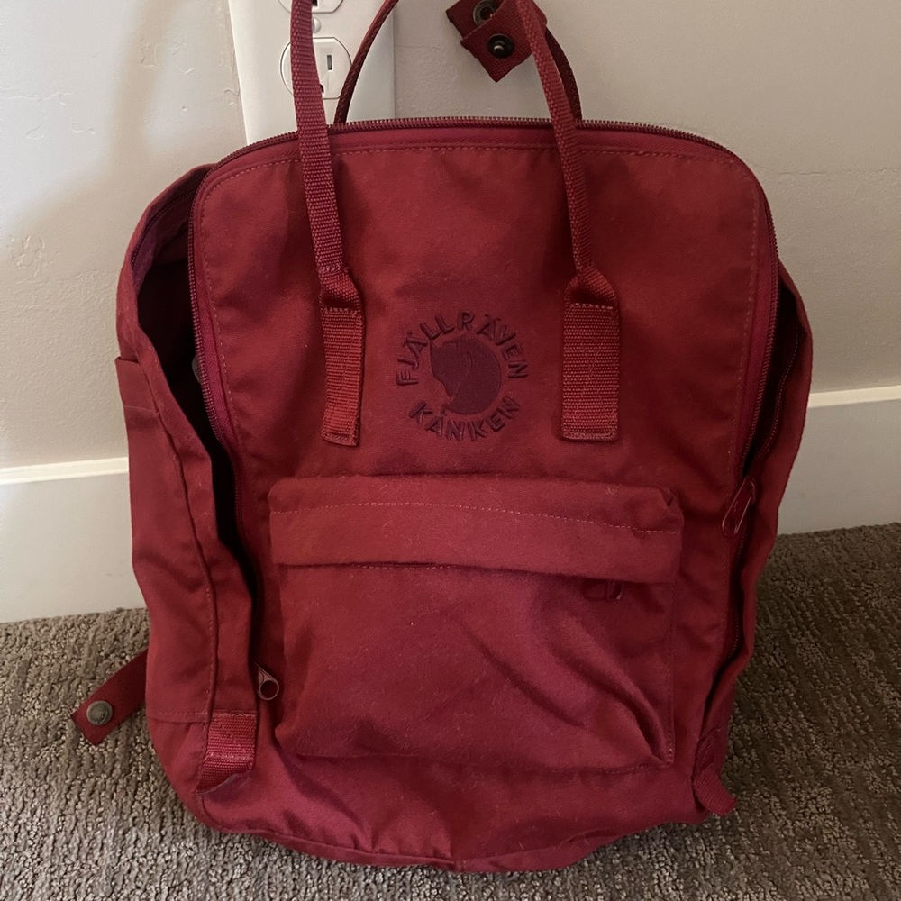 Fjallraven kanken backpack